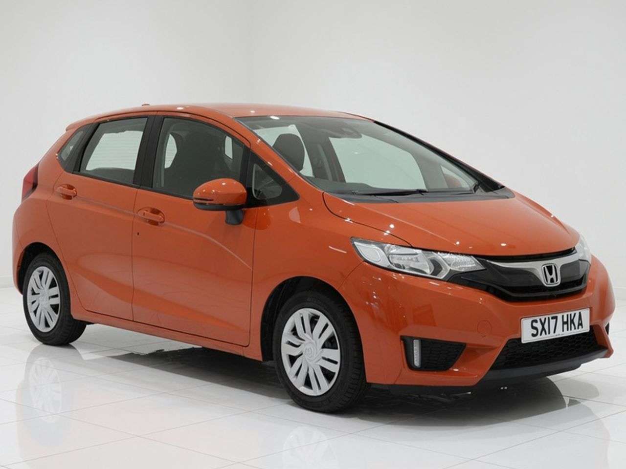 A 2017 HONDA JAZZ 1.3 i-VTEC S Hatchback 5dr Petrol Manual Euro 6 (s/s) (102 ps) Part Ex Welc A 2017 HONDA JAZZ 1.3 i-VTEC S Hatchback 5dr Petrol Manual Euro 6 (s/s) (102 ps) Part Ex Welc