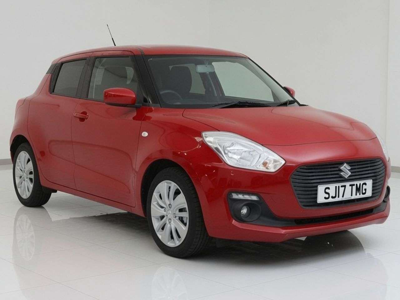 A 2017 SUZUKI SWIFT 1.0 Boosterjet SZ-T Hatchback 5dr Petrol Manual Euro 6 (111 ps) Part Ex Wel A 2017 SUZUKI SWIFT 1.0 Boosterjet SZ-T Hatchback 5dr Petrol Manual Euro 6 (111 ps) Part Ex Wel