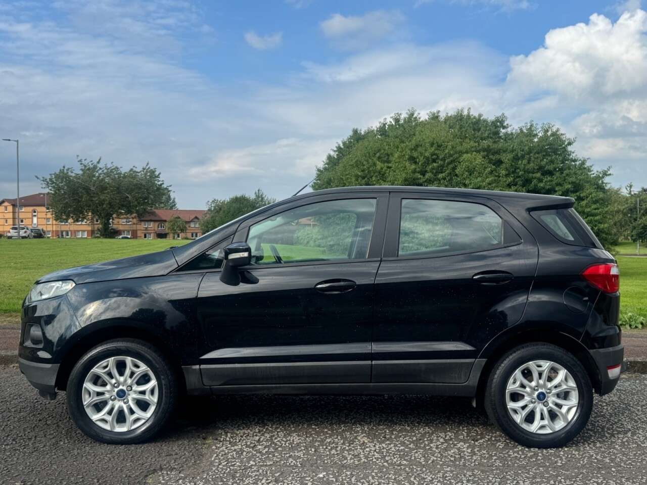 A 2017 FORD ECOSPORT 1.5 TDCi Zetec SUV 5dr Diesel Manual 2WD Euro 6 (95 ps) Part Ex Welcome A 2017 FORD ECOSPORT 1.5 TDCi Zetec SUV 5dr Diesel Manual 2WD Euro 6 (95 ps) Part Ex Welcome