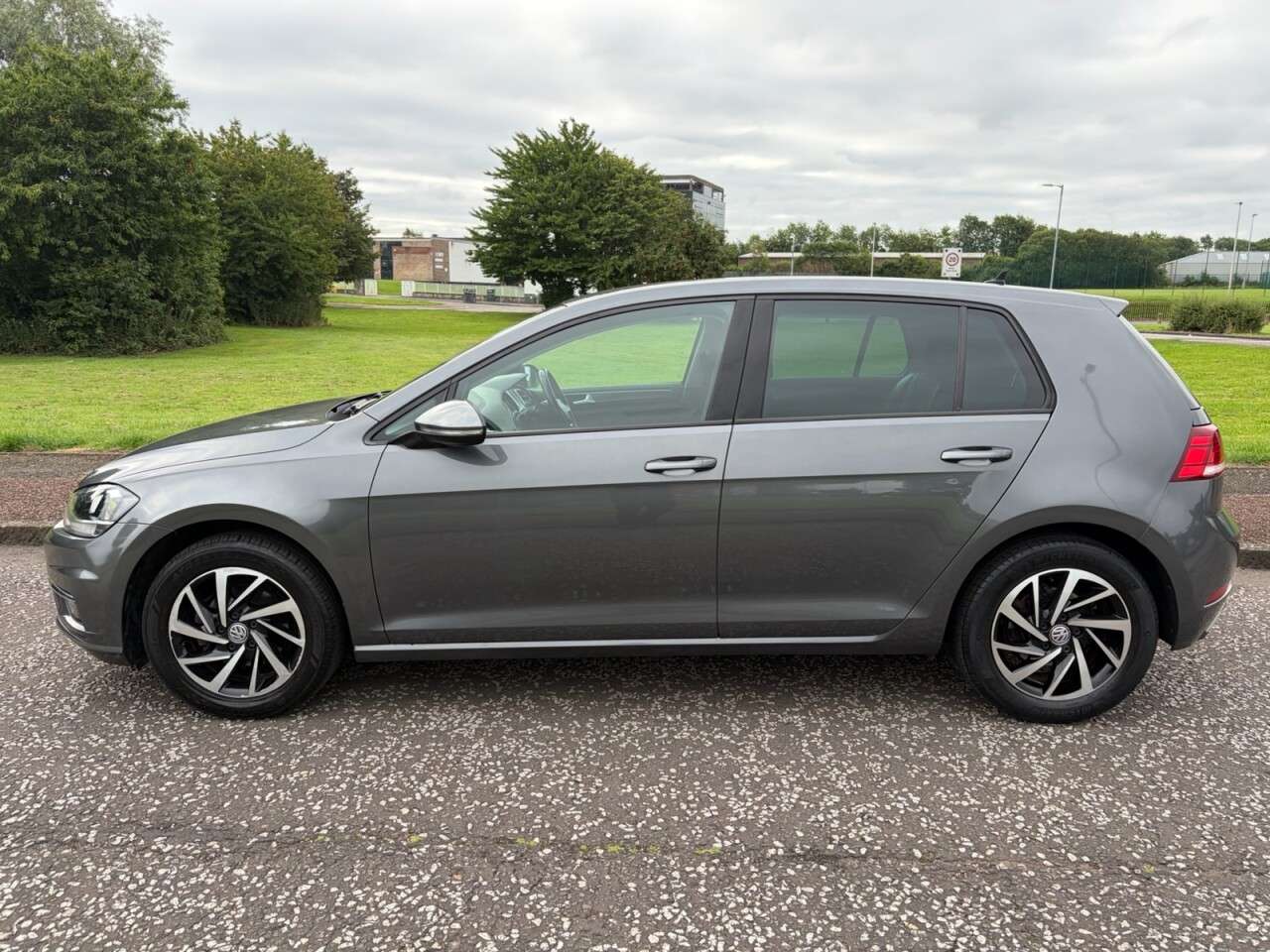 A 2019 VOLKSWAGEN GOLF 1.0 TSI Match Hatchback 5dr Petrol DSG Euro 6 (s/s) (115 ps) Low Miles - P/ A 2019 VOLKSWAGEN GOLF 1.0 TSI Match Hatchback 5dr Petrol DSG Euro 6 (s/s) (115 ps) Low Miles - P/