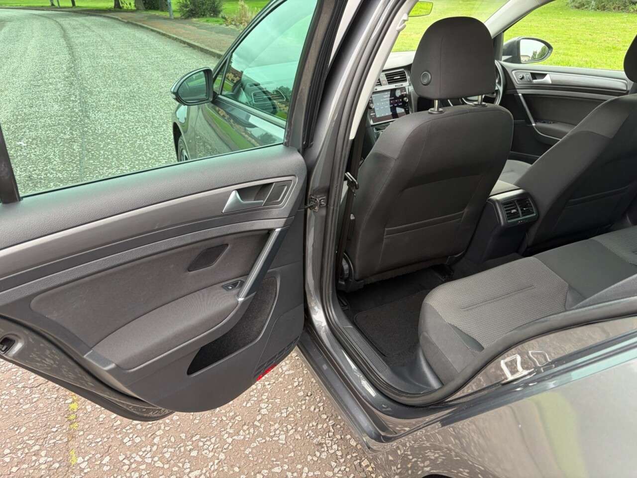 2019 VOLKSWAGEN GOLF 2019 VOLKSWAGEN GOLF