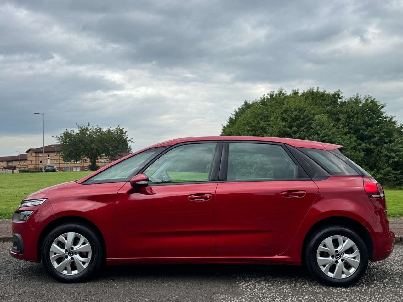 A 2017 CITROEN C4 PICASSO 1.2 PureTech Touch Edition MPV 5dr Petrol Manual Euro 6 (s/s) (130 ps) Part A 2017 CITROEN C4 PICASSO 1.2 PureTech Touch Edition MPV 5dr Petrol Manual Euro 6 (s/s) (130 ps) Part