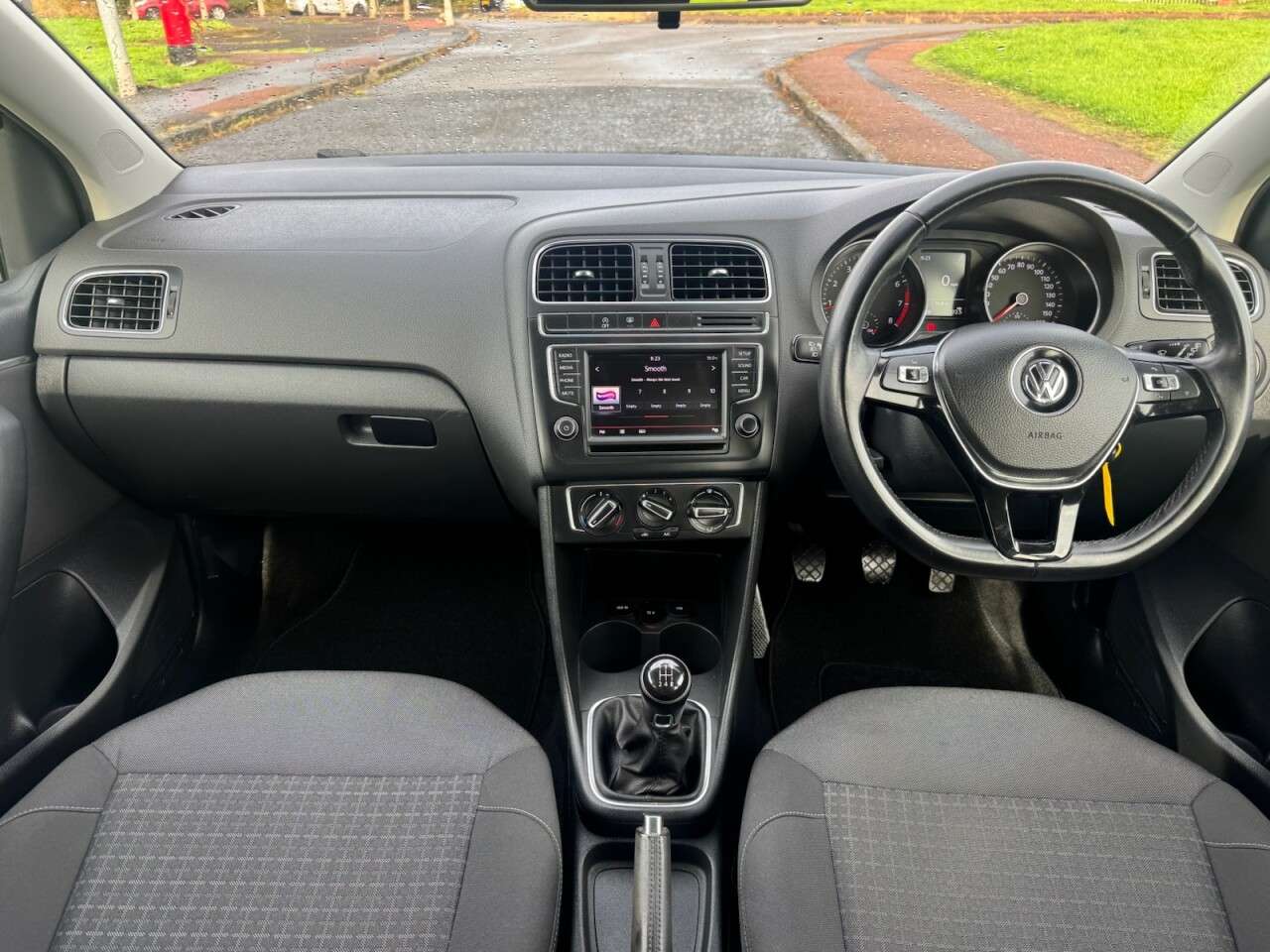 2015 VOLKSWAGEN POLO 2015 VOLKSWAGEN POLO