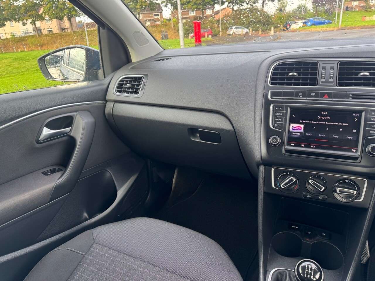 2015 VOLKSWAGEN POLO 2015 VOLKSWAGEN POLO