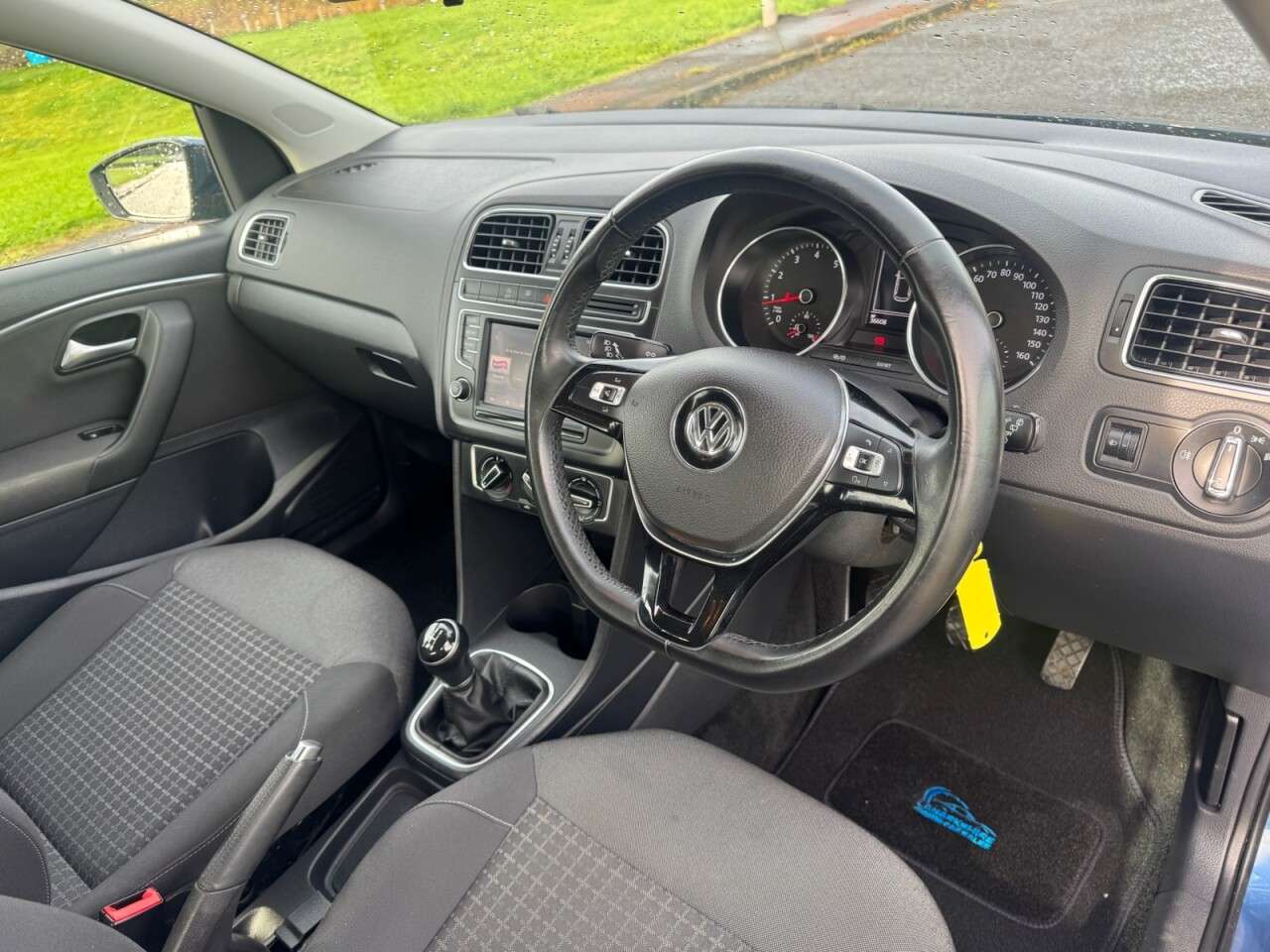 2015 VOLKSWAGEN POLO 2015 VOLKSWAGEN POLO