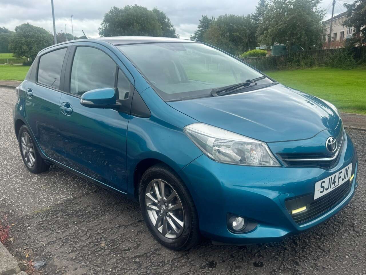 2014 TOYOTA YARIS 2014 TOYOTA YARIS