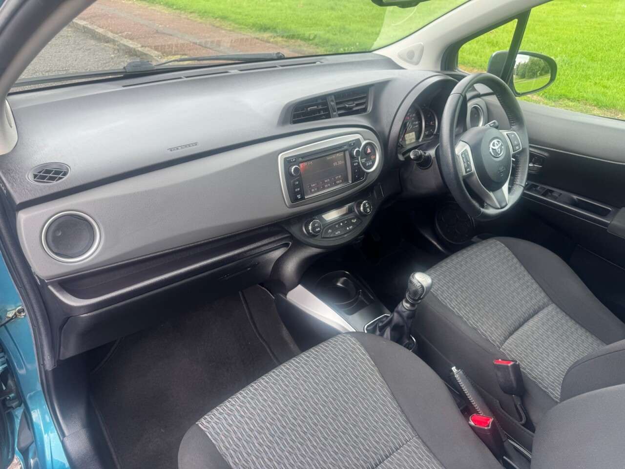 2014 TOYOTA YARIS 2014 TOYOTA YARIS