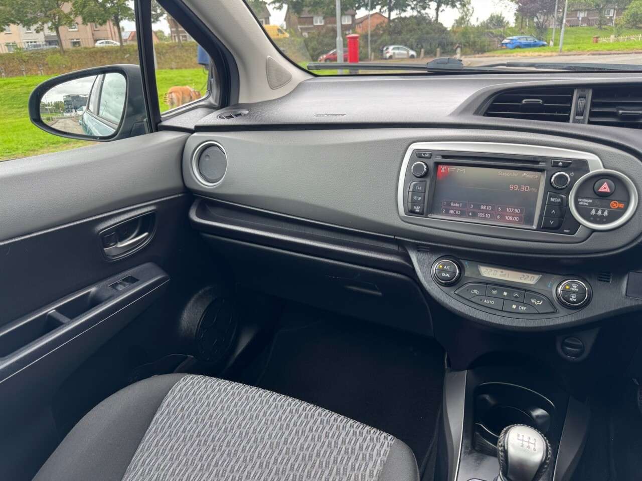 2014 TOYOTA YARIS 2014 TOYOTA YARIS