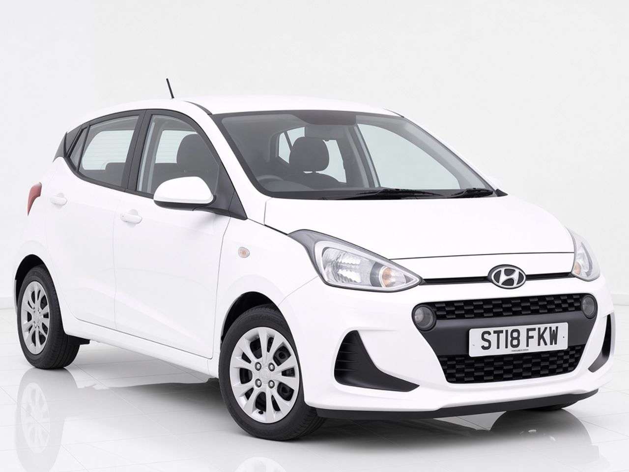 A 2018 HYUNDAI I10 1.0 SE Hatchback 5dr Petrol Manual Euro 6 (66 ps) Part Ex Welcome A 2018 HYUNDAI I10 1.0 SE Hatchback 5dr Petrol Manual Euro 6 (66 ps) Part Ex Welcome