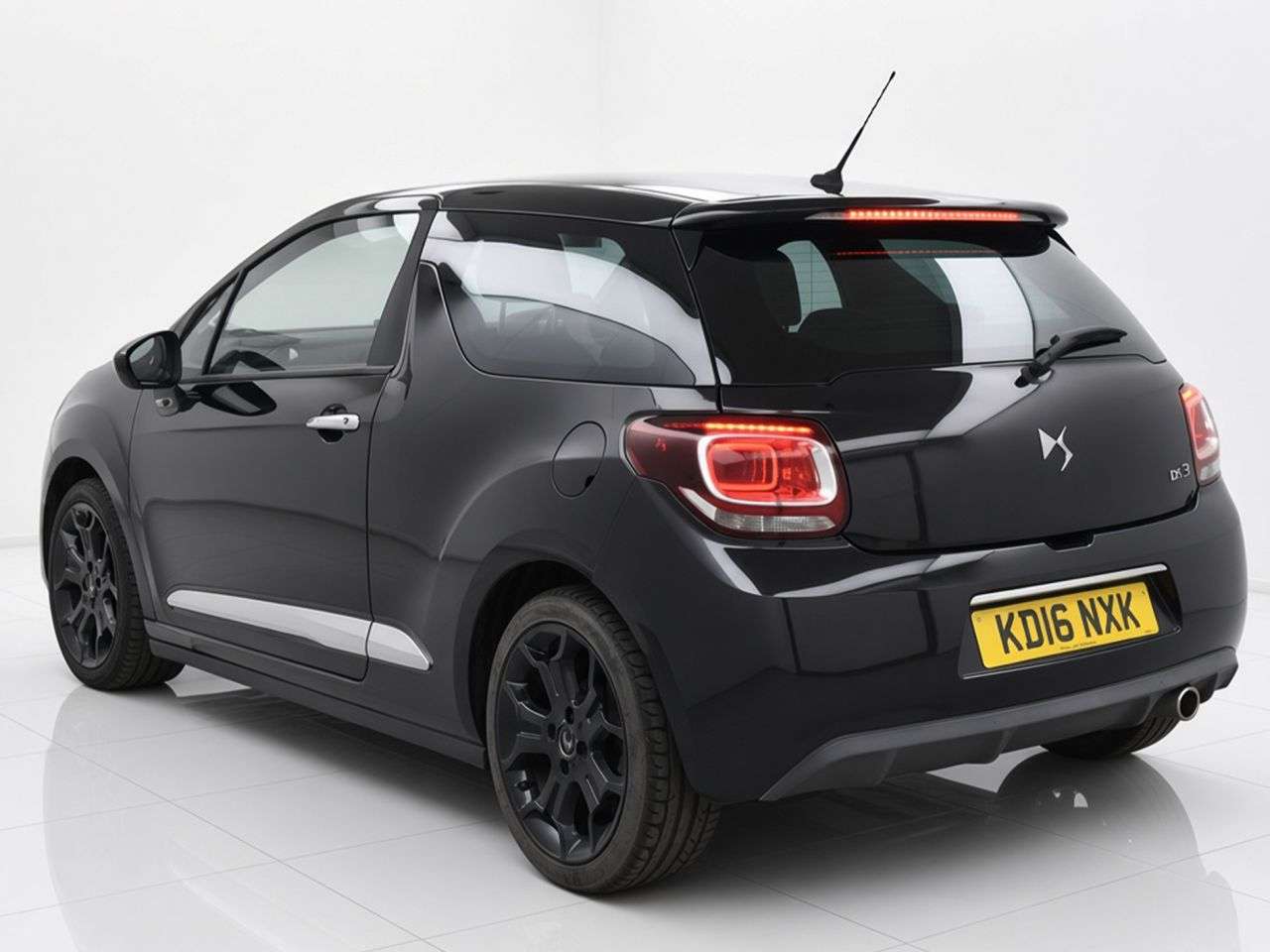 2016 DS AUTOMOBILES DS 3 2016 DS AUTOMOBILES DS 3