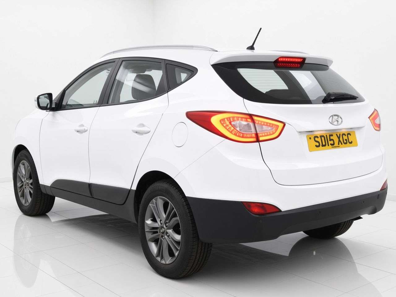 A 2015 HYUNDAI IX35 1.6 GDi SE SUV 5dr Petrol Manual Euro 5 (135 ps) Part Ex Welcome A 2015 HYUNDAI IX35 1.6 GDi SE SUV 5dr Petrol Manual Euro 5 (135 ps) Part Ex Welcome