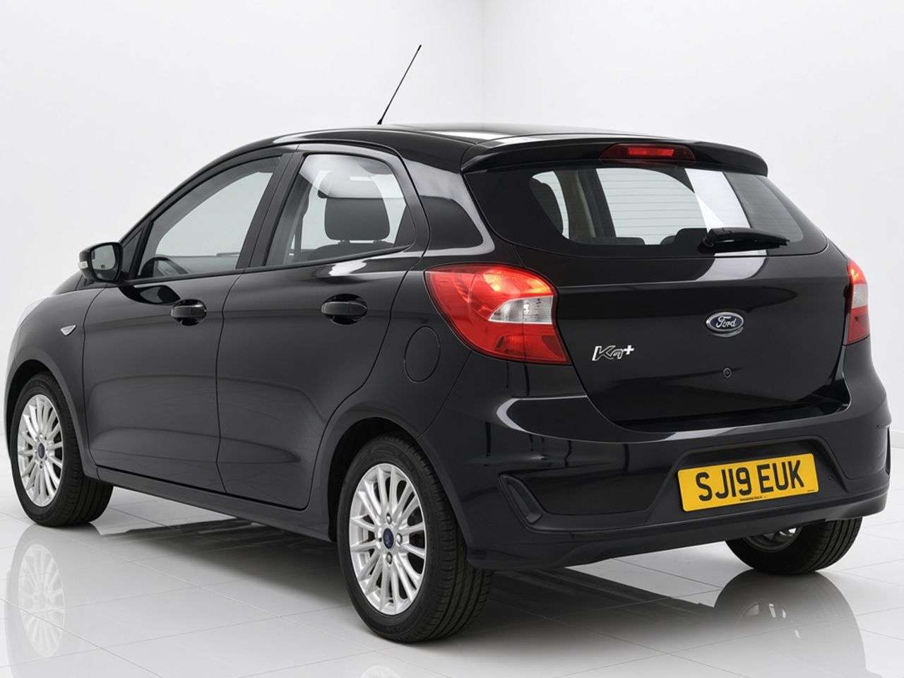 A 2019 FORD KA+ 1.2 Ti-VCT Zetec Hatchback 5dr Petrol Manual Euro 6 (s/s) (70 ps) Part Exch A 2019 FORD KA+ 1.2 Ti-VCT Zetec Hatchback 5dr Petrol Manual Euro 6 (s/s) (70 ps) Part Exch