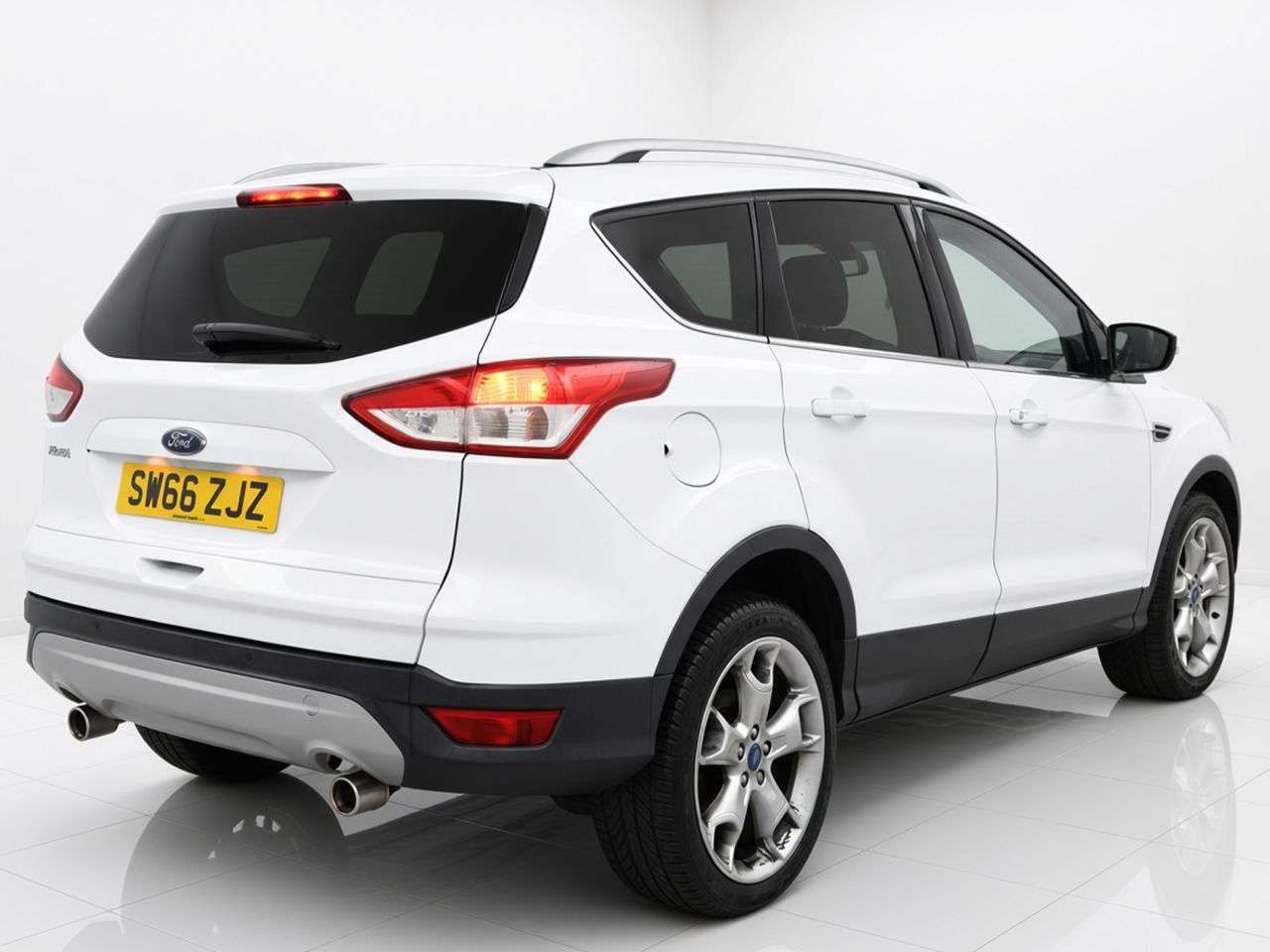 A 2016 FORD KUGA 2.0 TDCi Titanium SUV 5dr Diesel Manual AWD Euro 6 (s/s) (180 ps) Part Ex W A 2016 FORD KUGA 2.0 TDCi Titanium SUV 5dr Diesel Manual AWD Euro 6 (s/s) (180 ps) Part Ex W