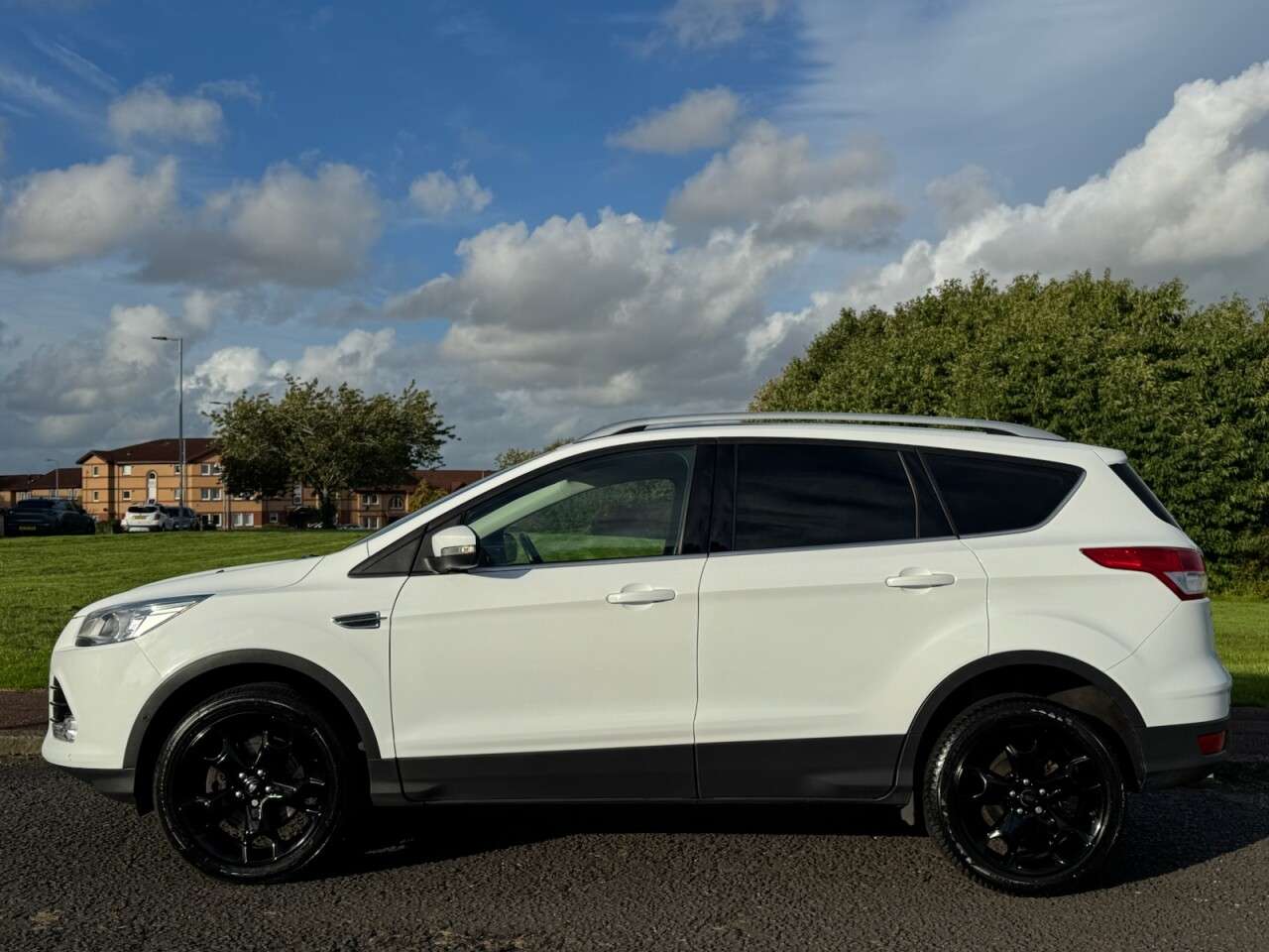 A 2016 FORD KUGA 2.0 TDCi Titanium SUV 5dr Diesel Manual AWD Euro 6 (s/s) (180 ps) Part Ex W A 2016 FORD KUGA 2.0 TDCi Titanium SUV 5dr Diesel Manual AWD Euro 6 (s/s) (180 ps) Part Ex W