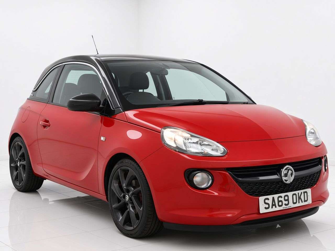 A 2019 VAUXHALL ADAM 1.2i Griffin Hatchback 3dr Petrol Manual Euro 6 (70 ps) Part Exchange Welco A 2019 VAUXHALL ADAM 1.2i Griffin Hatchback 3dr Petrol Manual Euro 6 (70 ps) Part Exchange Welco