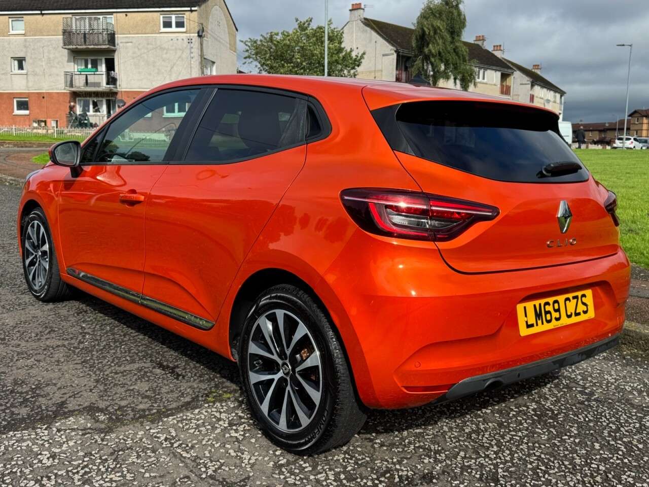 A 2019 RENAULT CLIO 1.0 TCe Iconic Hatchback 5dr Petrol Manual Euro 6 (s/s) (100 ps) Part Excha A 2019 RENAULT CLIO 1.0 TCe Iconic Hatchback 5dr Petrol Manual Euro 6 (s/s) (100 ps) Part Excha
