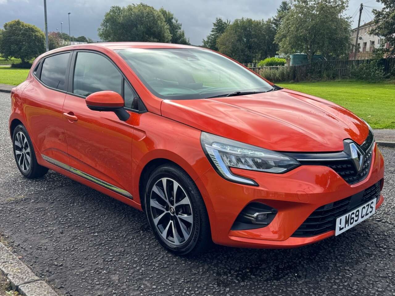 2019 RENAULT CLIO 2019 RENAULT CLIO
