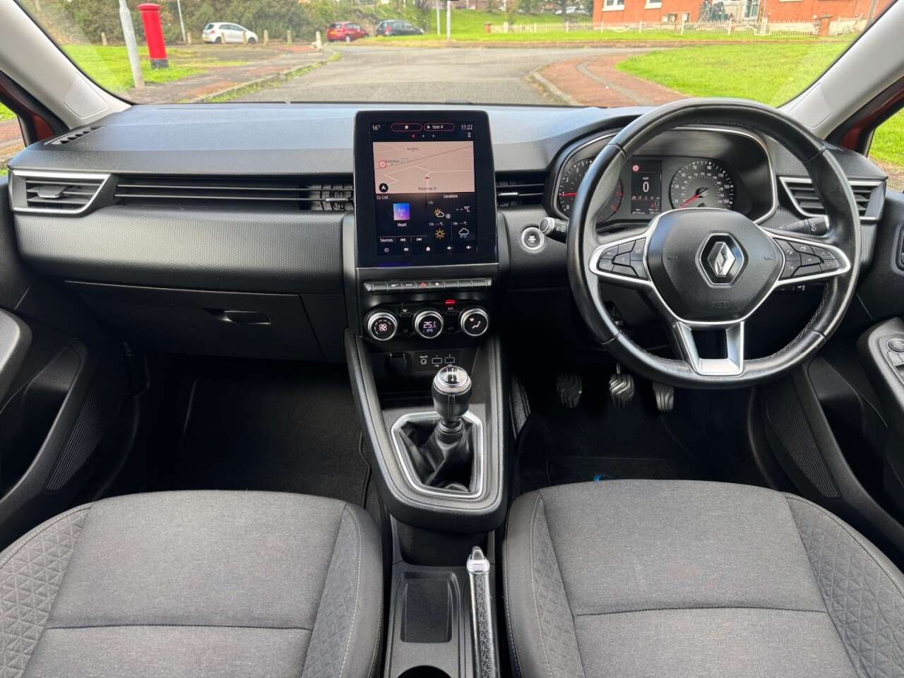 2019 RENAULT CLIO 2019 RENAULT CLIO