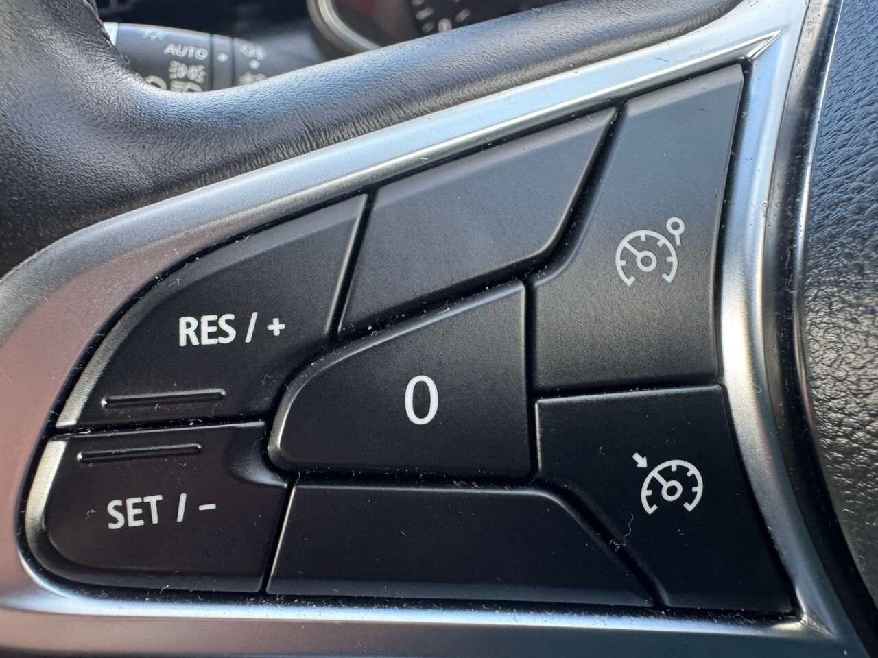 2019 RENAULT CLIO 2019 RENAULT CLIO
