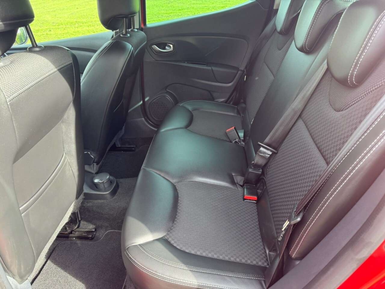 2018 RENAULT CLIO 2018 RENAULT CLIO