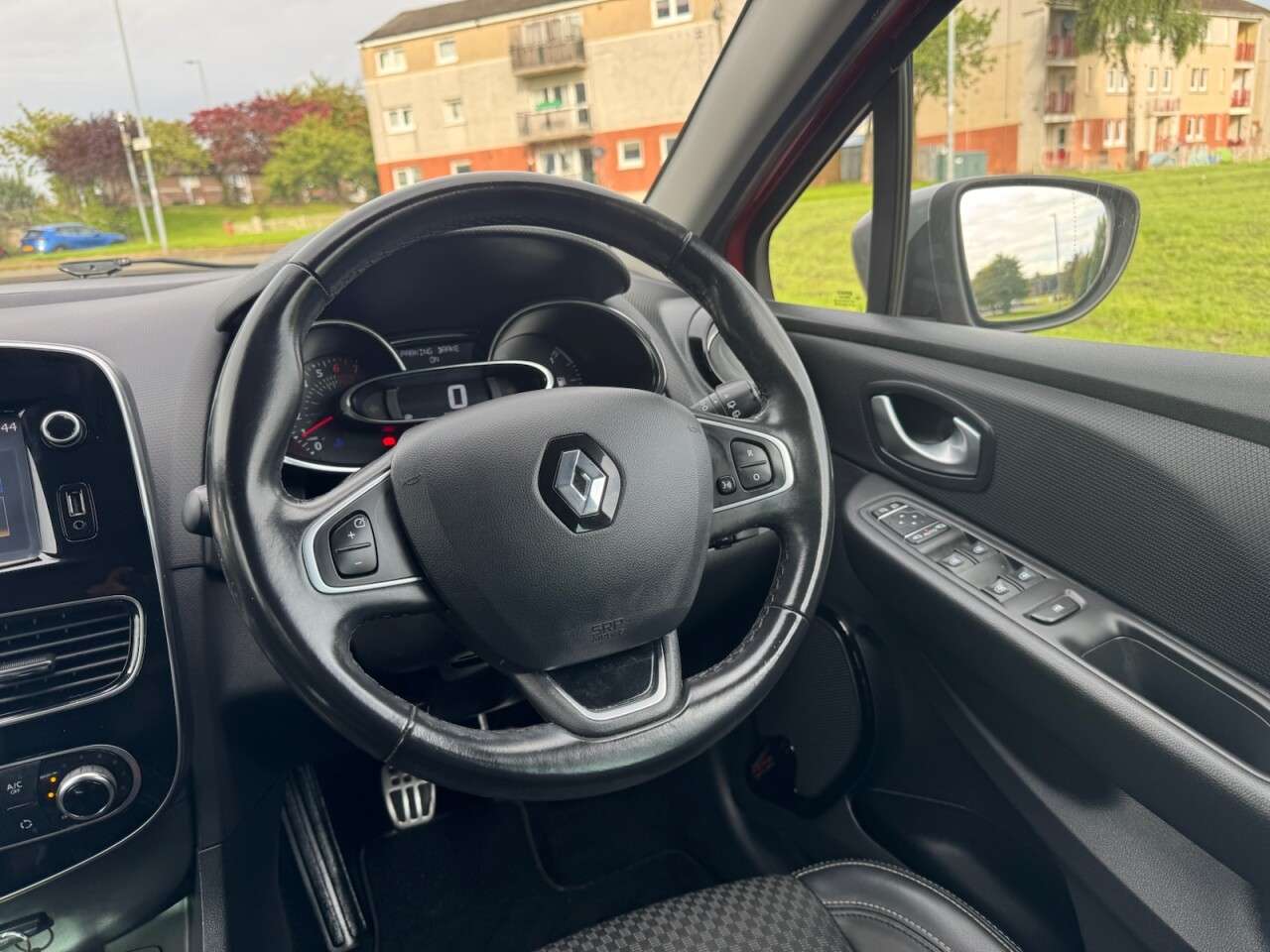 2018 RENAULT CLIO 2018 RENAULT CLIO