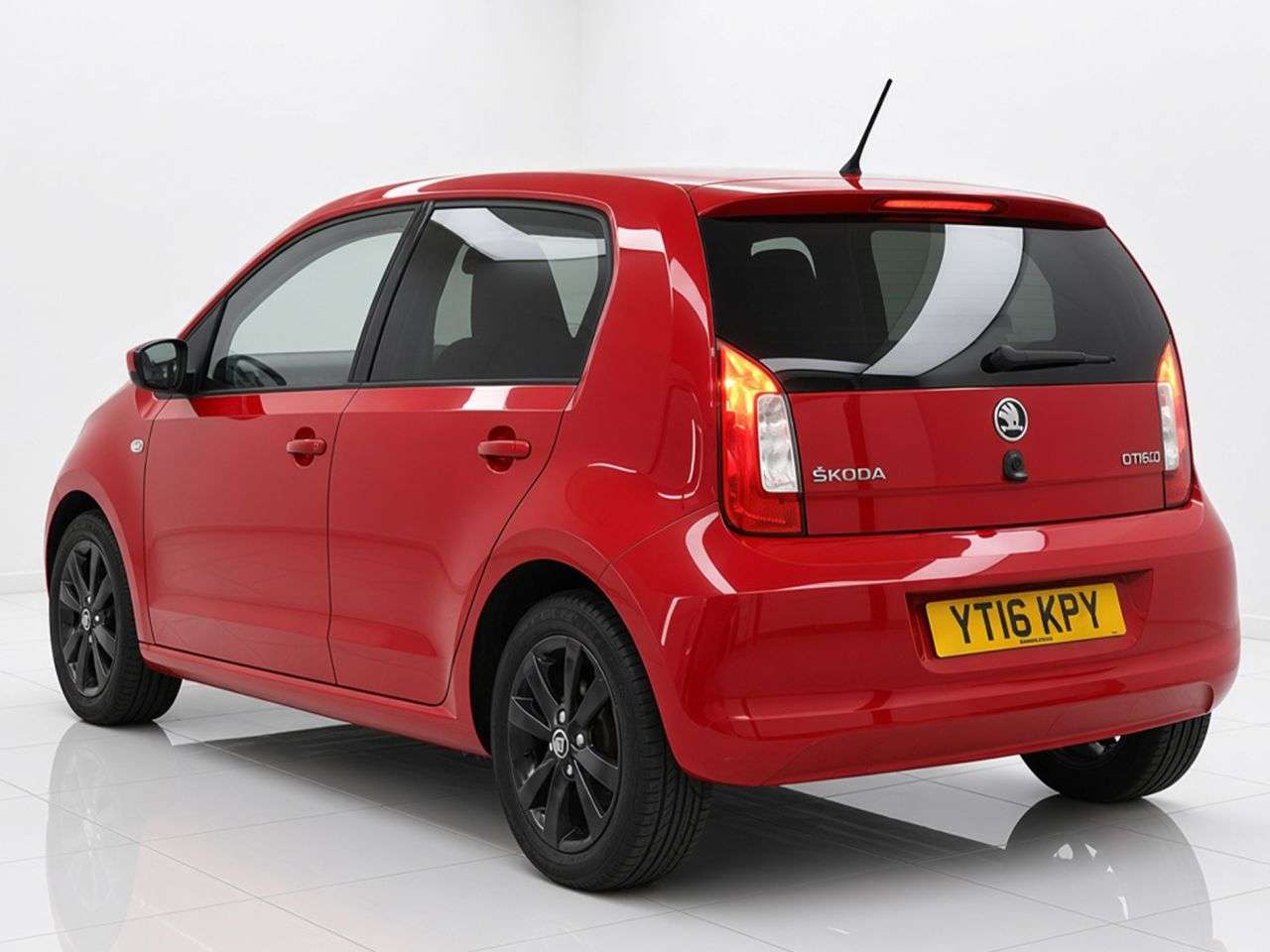 A 2016 SKODA CITIGO 1.0 MPI Colour Edition Hatchback 5dr Petrol Manual Euro 6 (60 ps) Ideal 1st A 2016 SKODA CITIGO 1.0 MPI Colour Edition Hatchback 5dr Petrol Manual Euro 6 (60 ps) Ideal 1st