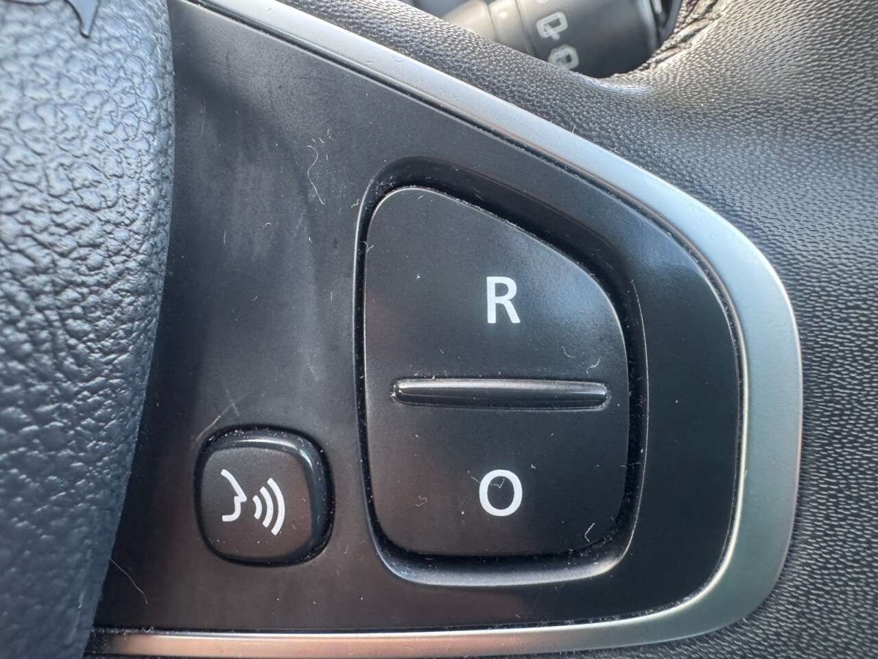 2017 RENAULT CLIO 2017 RENAULT CLIO