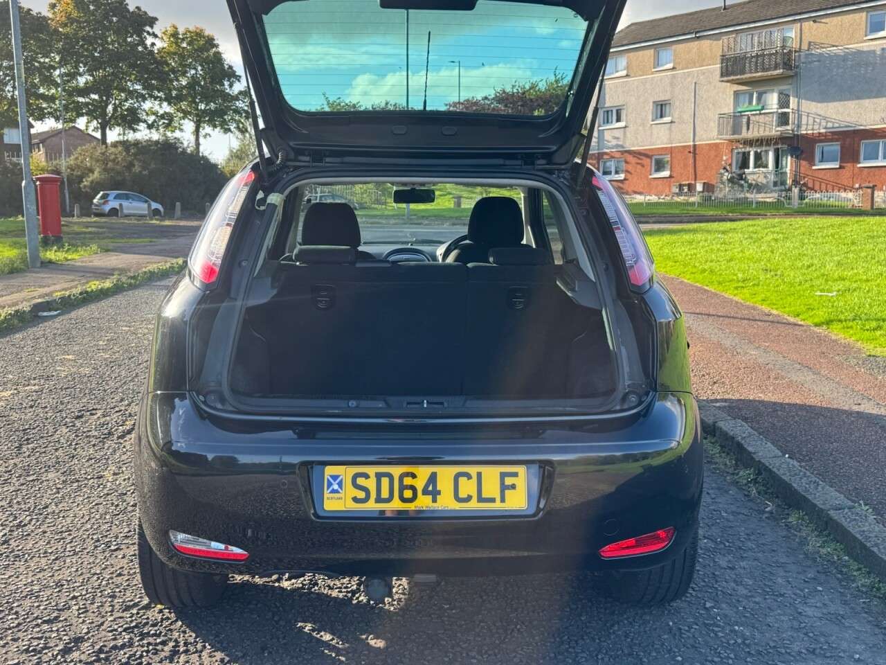 2014 FIAT PUNTO 2014 FIAT PUNTO