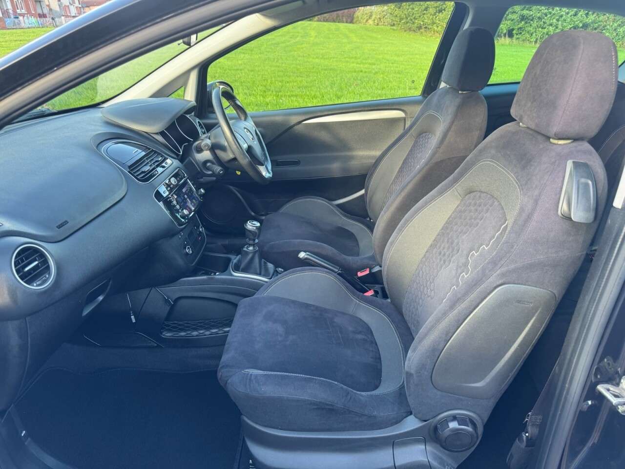 2014 FIAT PUNTO 2014 FIAT PUNTO