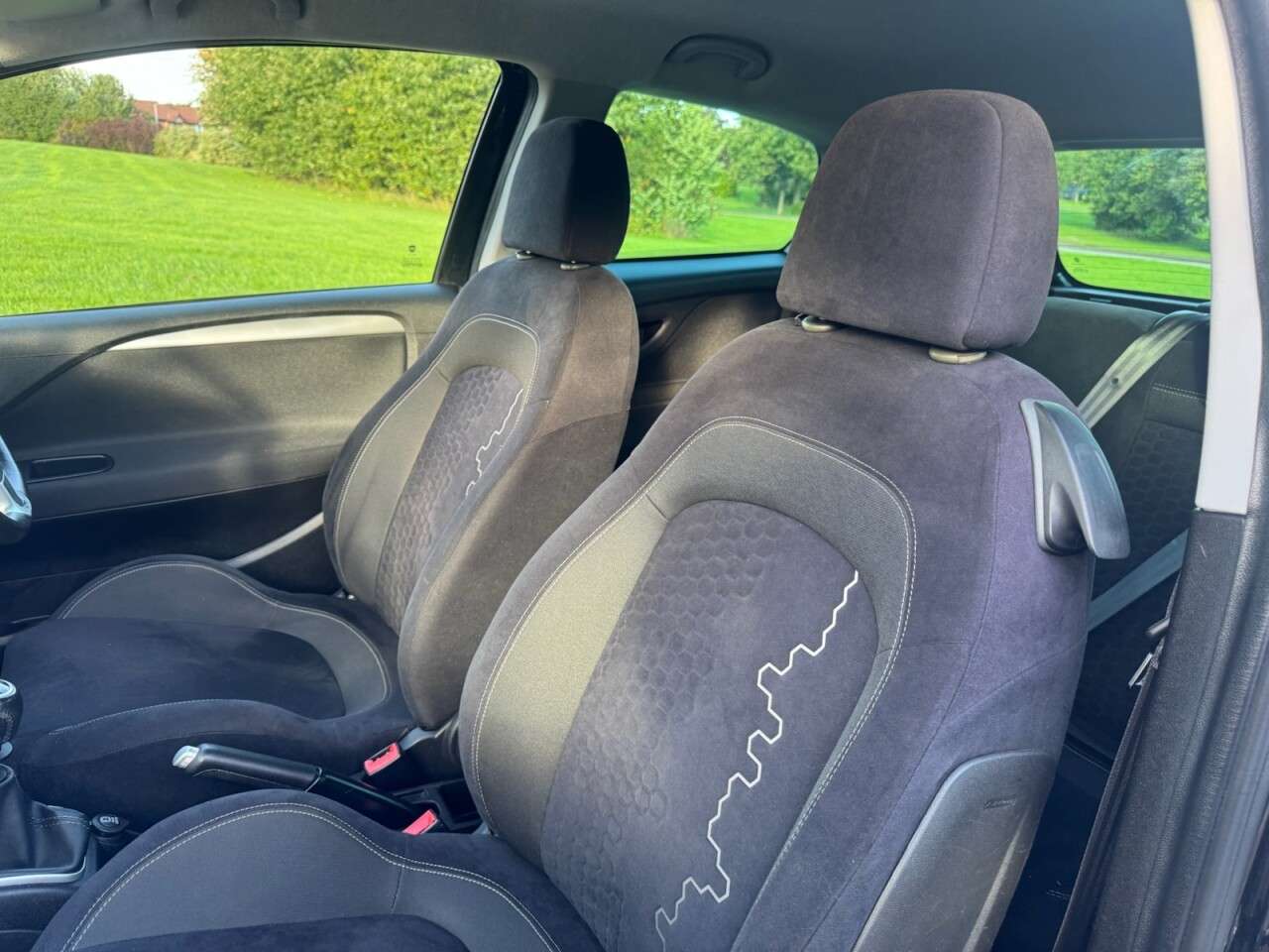 2014 FIAT PUNTO 2014 FIAT PUNTO