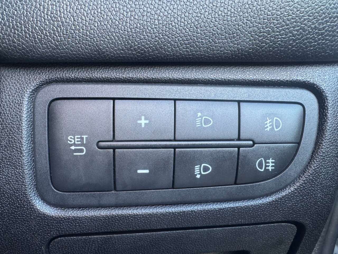 2014 FIAT PUNTO 2014 FIAT PUNTO
