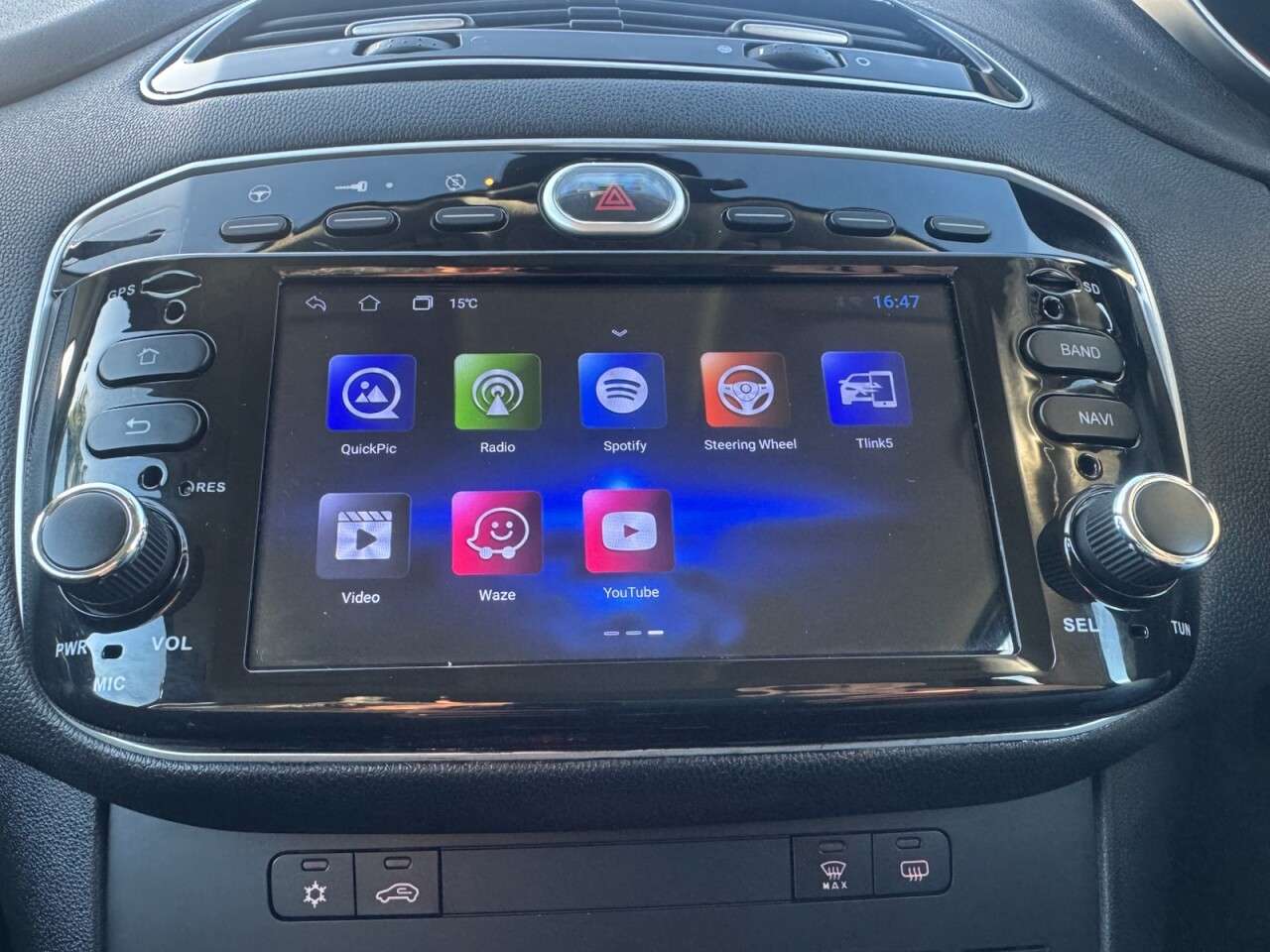 2014 FIAT PUNTO 2014 FIAT PUNTO