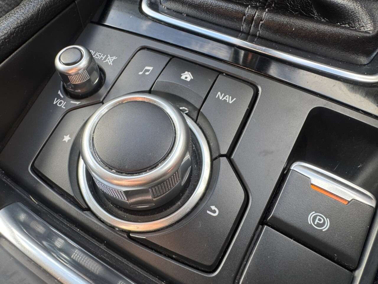 2017 MAZDA MAZDA3 2017 MAZDA MAZDA3