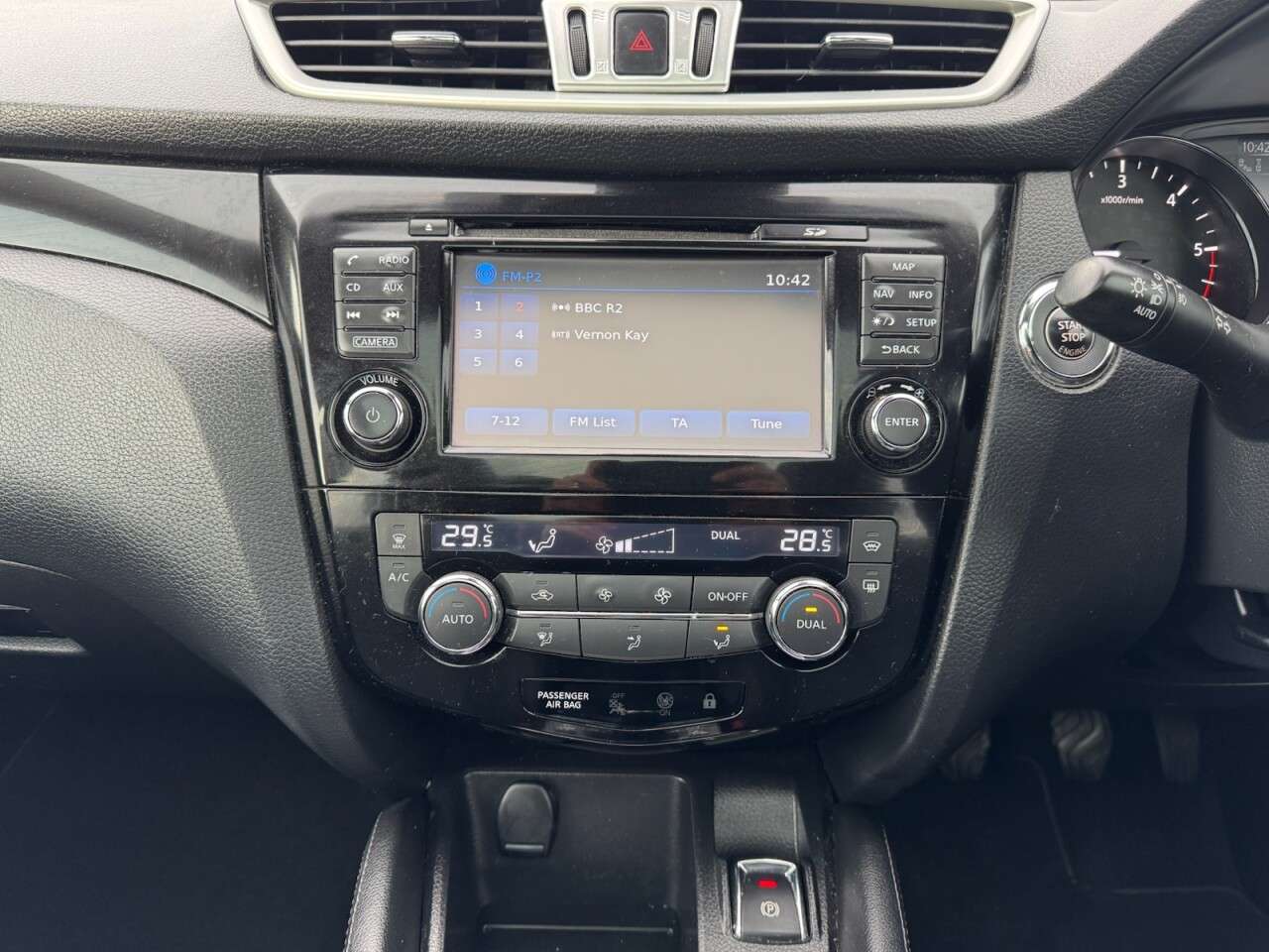 2015 NISSAN QASHQAI 2015 NISSAN QASHQAI