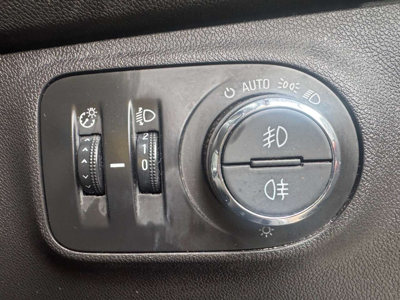 2017 VAUXHALL CORSA 2017 VAUXHALL CORSA