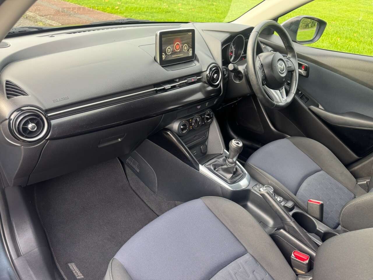 2016 MAZDA MAZDA2 2016 MAZDA MAZDA2