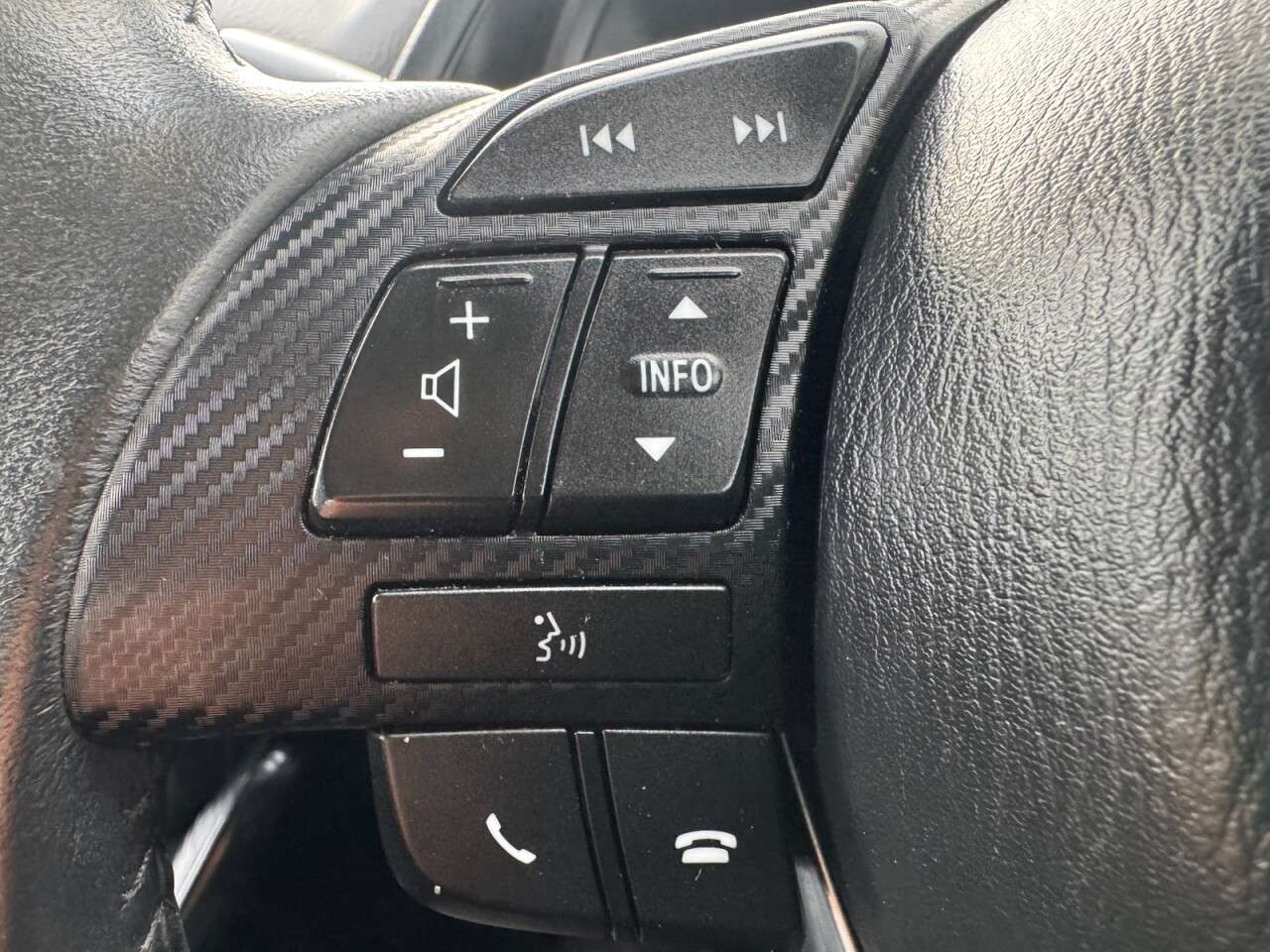 2016 MAZDA MAZDA2 2016 MAZDA MAZDA2