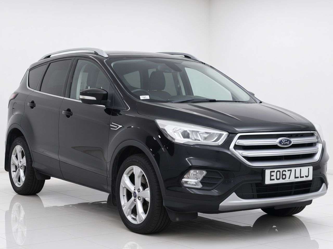 A 2017 FORD KUGA 2.0 TDCi Titanium SUV 5dr Diesel Manual AWD Euro 6 (s/s) (180 ps) Part Ex W A 2017 FORD KUGA 2.0 TDCi Titanium SUV 5dr Diesel Manual AWD Euro 6 (s/s) (180 ps) Part Ex W