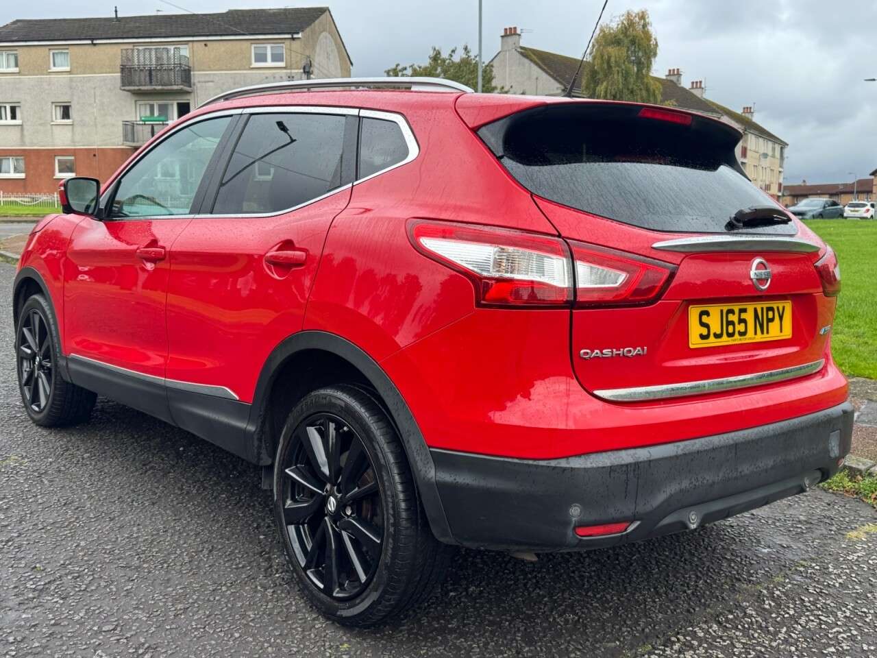 A 2015 NISSAN QASHQAI 1.5 dCi Tekna SUV 5dr Diesel Manual 2WD Euro 6 (s/s) (110 ps) Part Ex Welco A 2015 NISSAN QASHQAI 1.5 dCi Tekna SUV 5dr Diesel Manual 2WD Euro 6 (s/s) (110 ps) Part Ex Welco