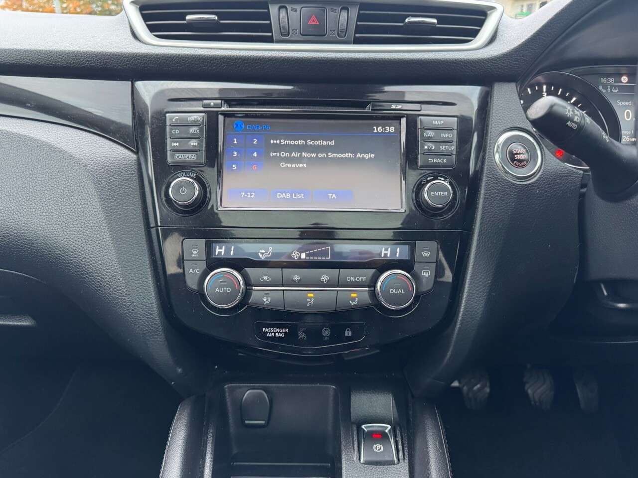 2015 NISSAN QASHQAI 2015 NISSAN QASHQAI