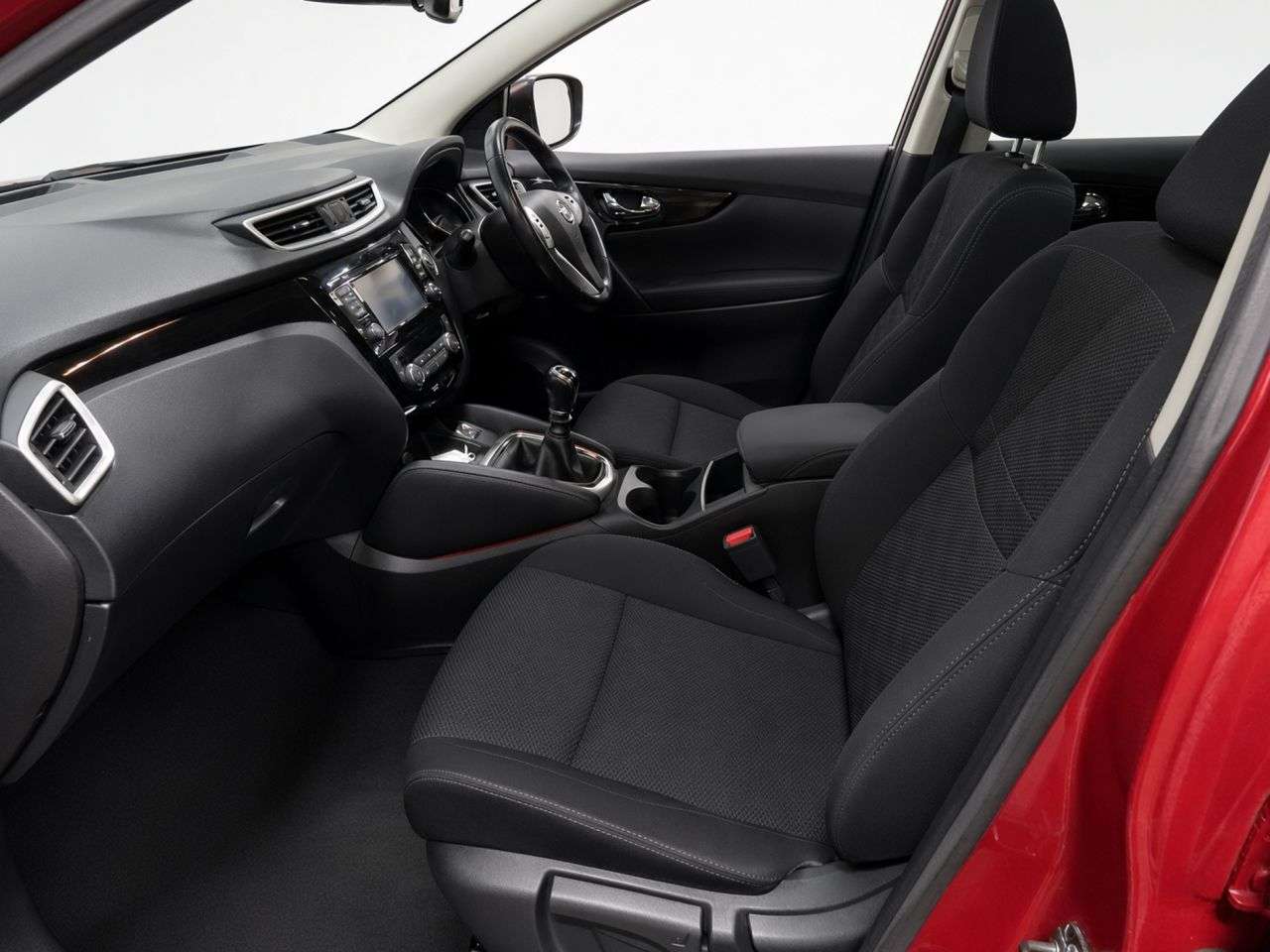 A 2016 NISSAN QASHQAI 1.5 dCi N-Connecta SUV 5dr Diesel Manual 2WD Euro 6 (s/s) (110 ps) Part Ex A 2016 NISSAN QASHQAI 1.5 dCi N-Connecta SUV 5dr Diesel Manual 2WD Euro 6 (s/s) (110 ps) Part Ex