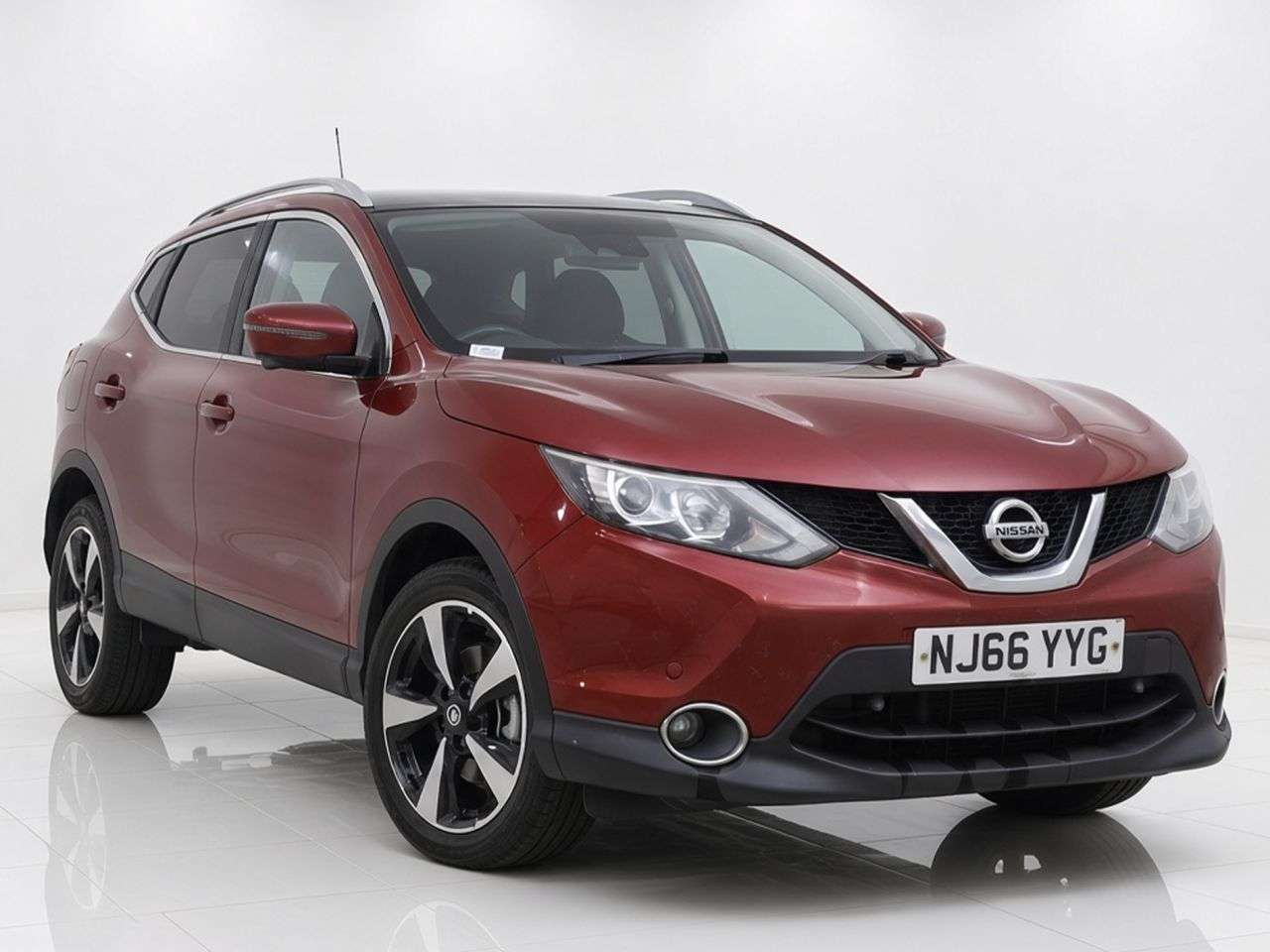 A 2016 NISSAN QASHQAI 1.5 dCi N-Connecta SUV 5dr Diesel Manual 2WD Euro 6 (s/s) (110 ps) Part Ex A 2016 NISSAN QASHQAI 1.5 dCi N-Connecta SUV 5dr Diesel Manual 2WD Euro 6 (s/s) (110 ps) Part Ex