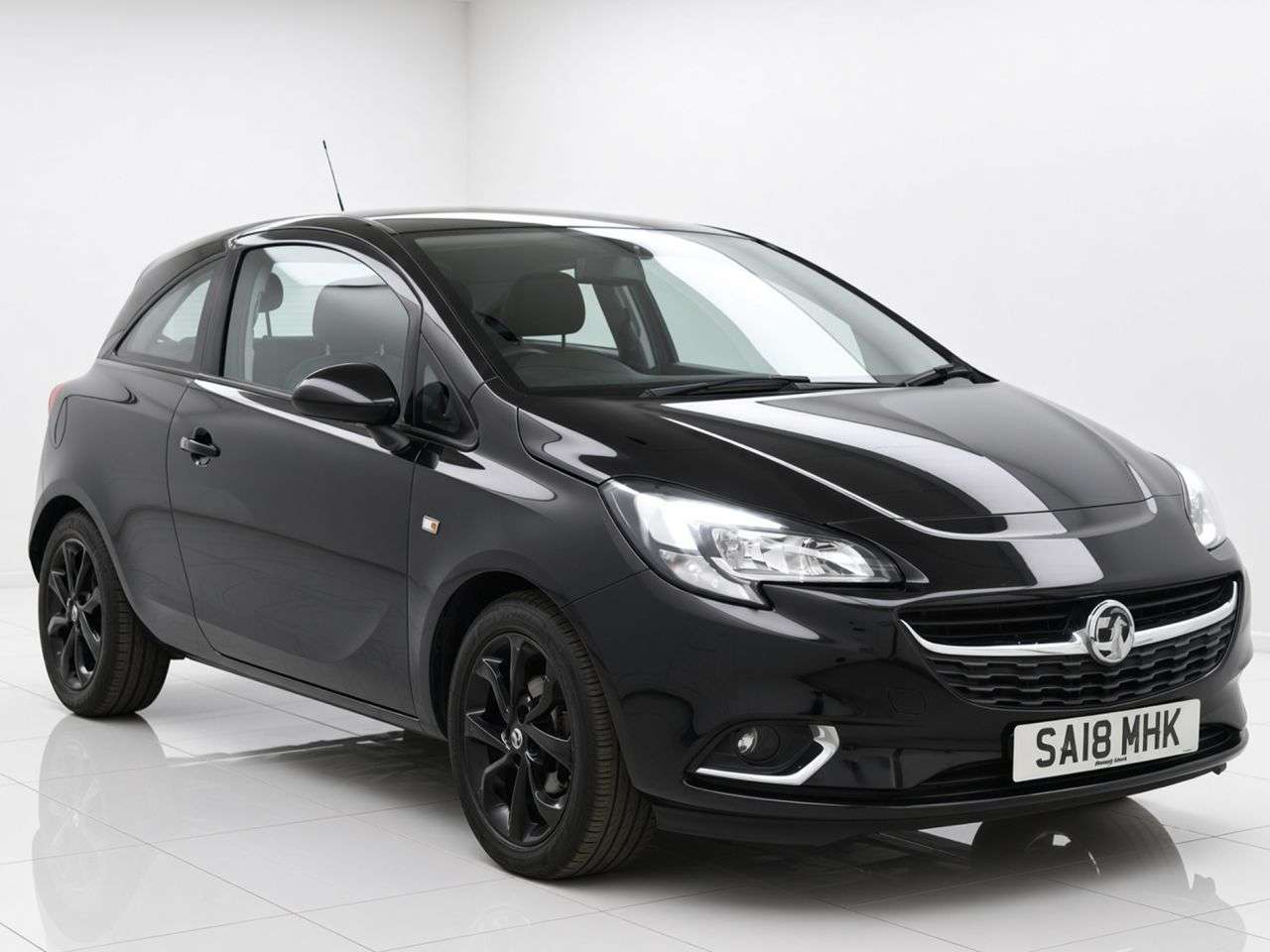 A 2018 VAUXHALL CORSA 1.4i ecoTEC SRi Hatchback 3dr Petrol Manual Euro 6 (75 ps) Part Ex Welcome A 2018 VAUXHALL CORSA 1.4i ecoTEC SRi Hatchback 3dr Petrol Manual Euro 6 (75 ps) Part Ex Welcome