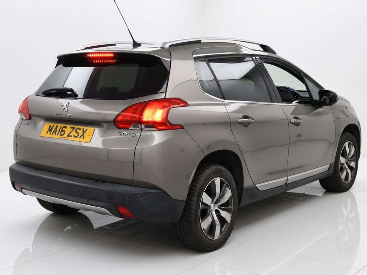 2016 PEUGEOT 2008 2016 PEUGEOT 2008