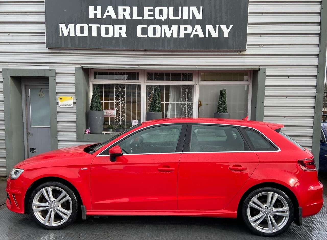 A 2015 AUDI A3 TFSI S LINE A 2015 AUDI A3 TFSI S LINE