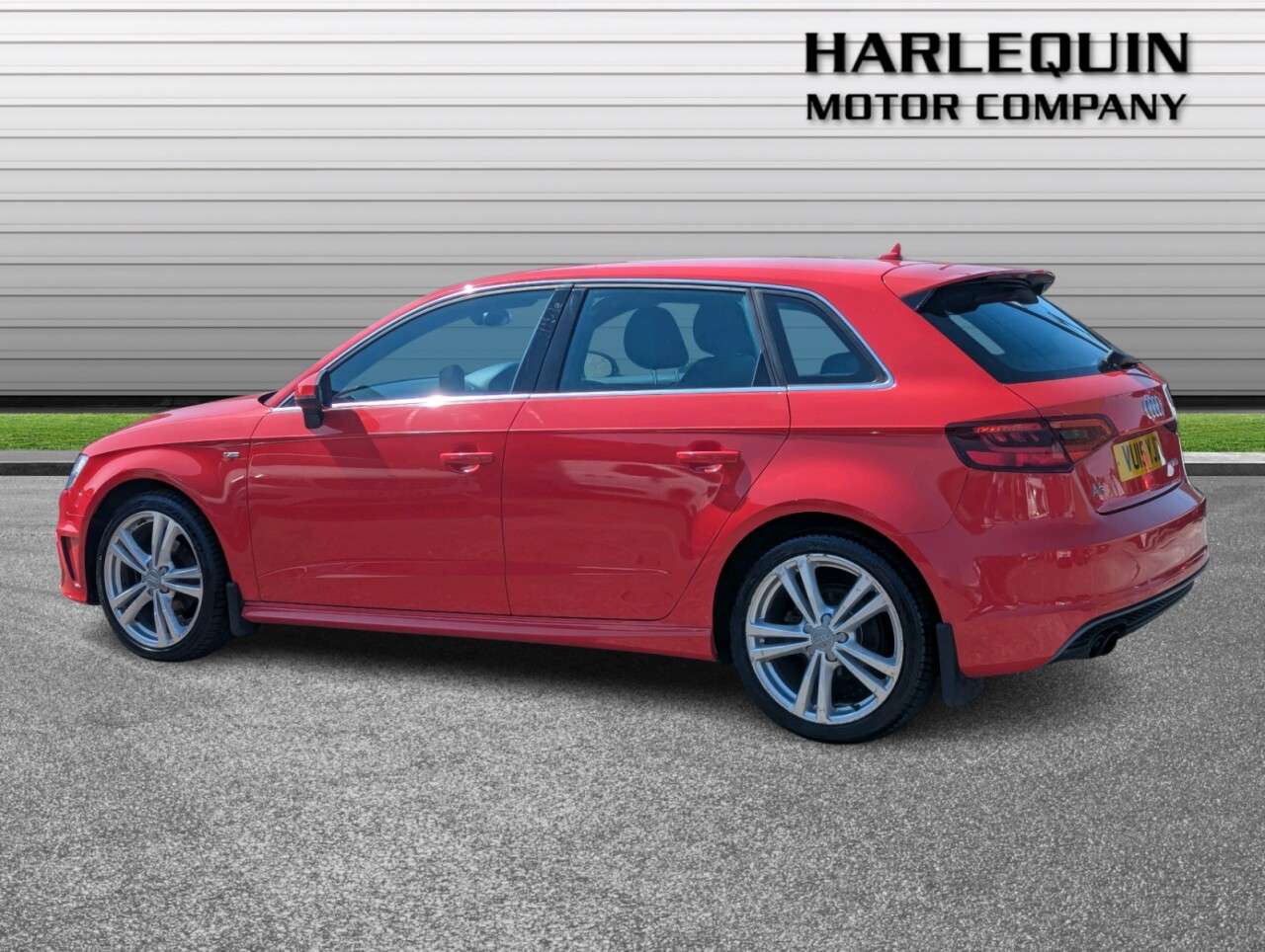 A 2015 AUDI A3 TFSI S LINE A 2015 AUDI A3 TFSI S LINE