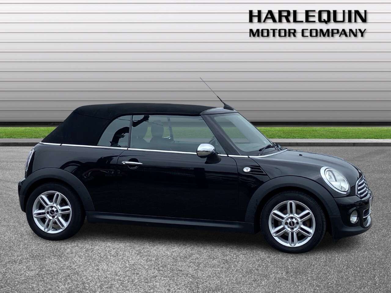 A 2012 MINI CONVERTIBLE 1.6 Cooper Convertible 2dr Petrol Manual Euro 5 (s/s) (122 ps) SERVICE HIST A 2012 MINI CONVERTIBLE 1.6 Cooper Convertible 2dr Petrol Manual Euro 5 (s/s) (122 ps) SERVICE HIST