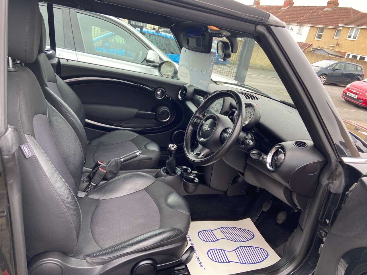 A 2012 MINI CONVERTIBLE 1.6 Cooper Convertible 2dr Petrol Manual Euro 5 (s/s) (122 ps) SERVICE HIST A 2012 MINI CONVERTIBLE 1.6 Cooper Convertible 2dr Petrol Manual Euro 5 (s/s) (122 ps) SERVICE HIST