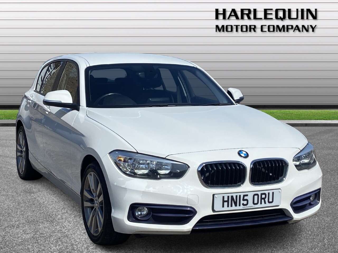 A 2015 BMW 1 SERIES 1.6 118i Sport Hatchback 5dr Petrol Manual Euro 6 (s/s) (136 ps) FULL SERVI A 2015 BMW 1 SERIES 1.6 118i Sport Hatchback 5dr Petrol Manual Euro 6 (s/s) (136 ps) FULL SERVI
