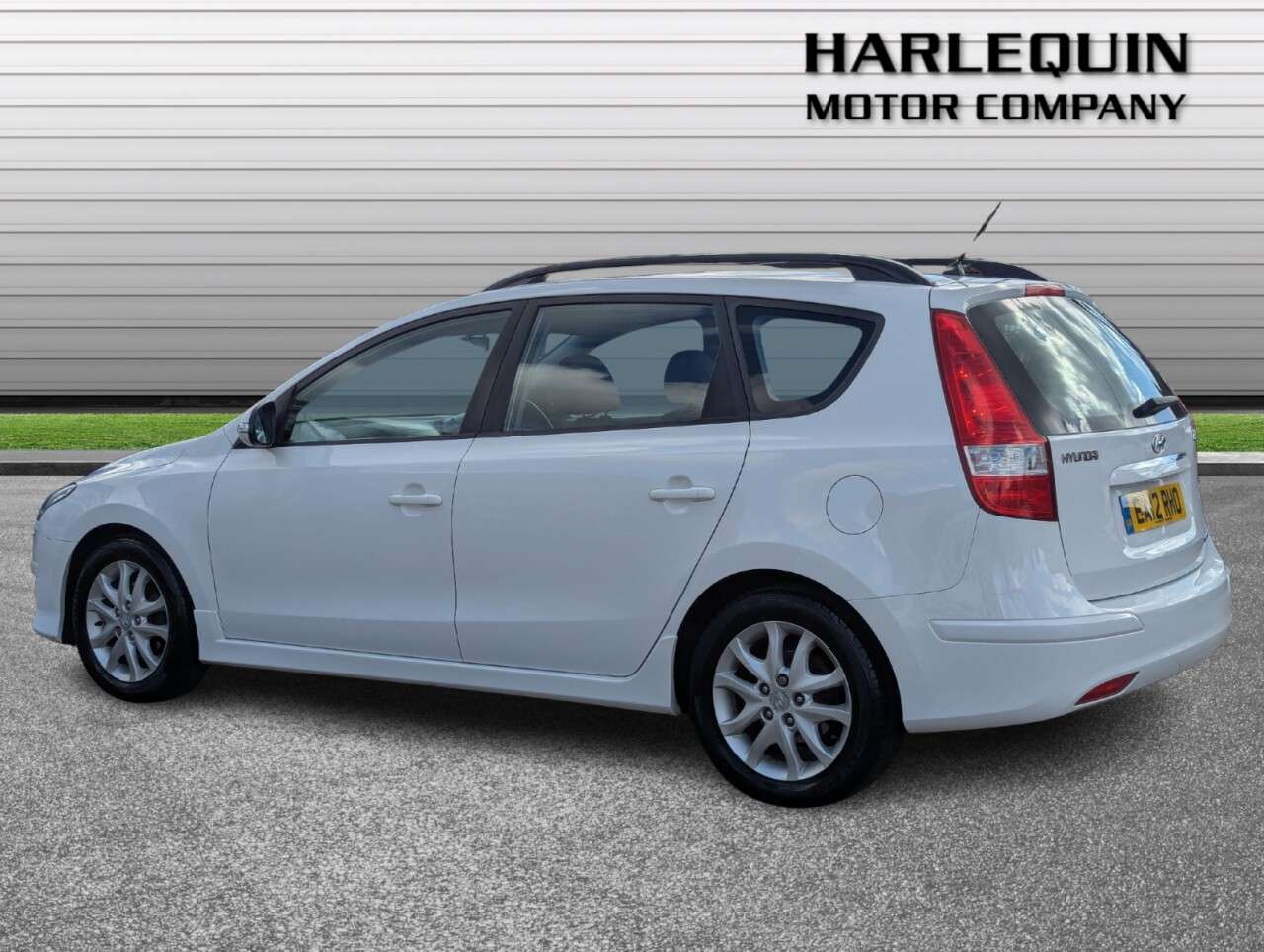 A 2012 HYUNDAI I30 1.6 CRDi Comfort Estate 5dr Diesel Manual Euro 5 (115 ps) FULL SERVICE HIST A 2012 HYUNDAI I30 1.6 CRDi Comfort Estate 5dr Diesel Manual Euro 5 (115 ps) FULL SERVICE HIST